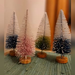 Set of 4 pipecleaner xmas decor